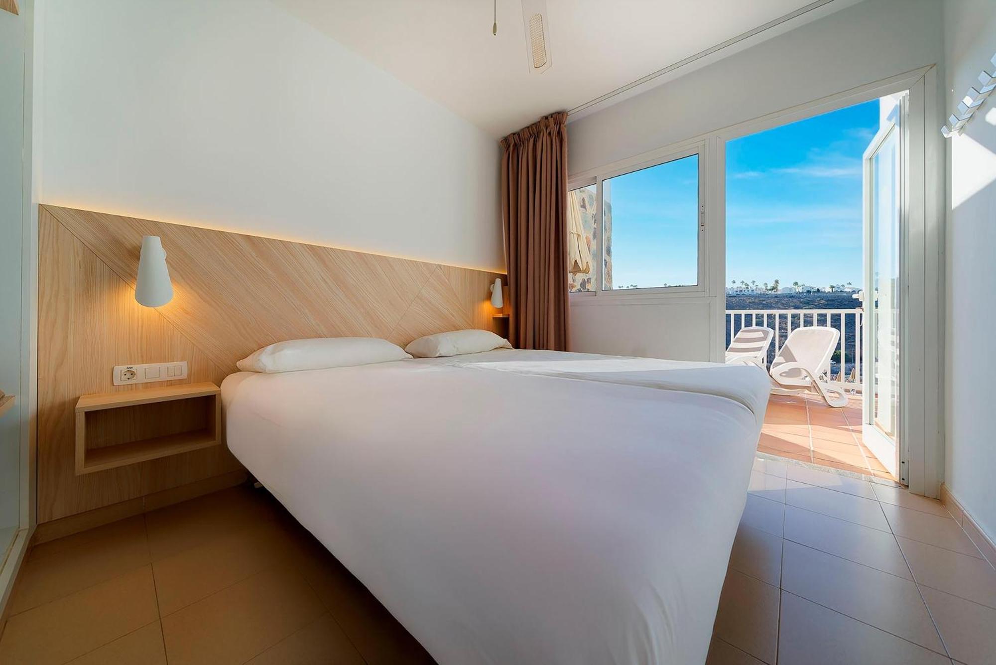 Premium One Bedroom Apartment Large Terrace